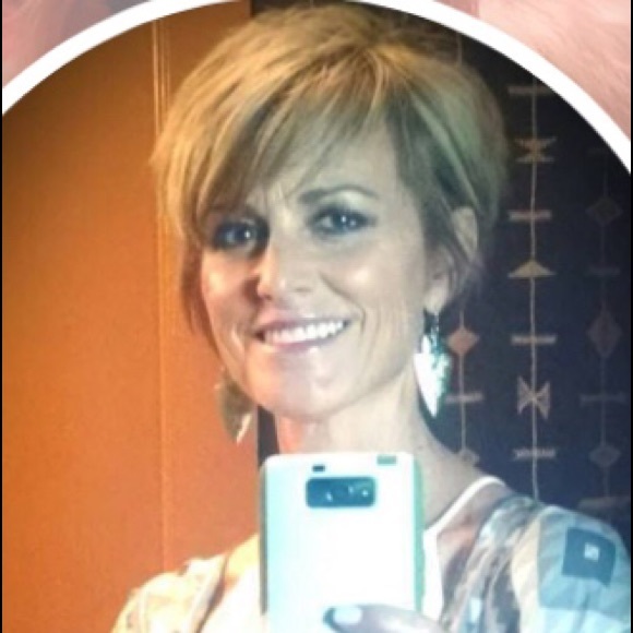 Meet your Posher, Paige - Picture 1 of 1